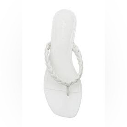 112. NEW SIZE 7.5 White Sandals with Elegant Design and Comfort
