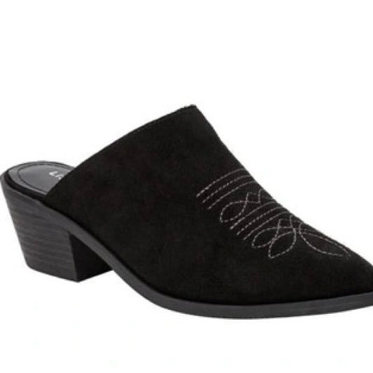 55. NEW SIZE 8M Chic Black Mules with Modern Appeal