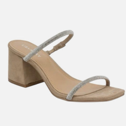 68. NEW SIZE 8 M Tan Chic Heels for Stylish Occasions