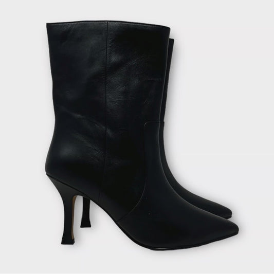 157.158.159.160.58.251.252.257. NEW  Black Heeled Boots, Stiletto Heel
