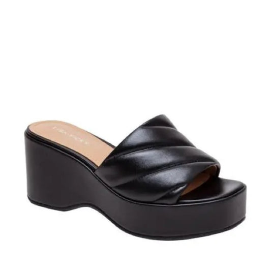 49. NEW SIZE 6 M Black Platform Shoes for Stylish Elevation
