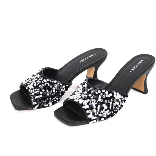 66. NEW SIZE 7 M Chic Black Heels with Sleek Design