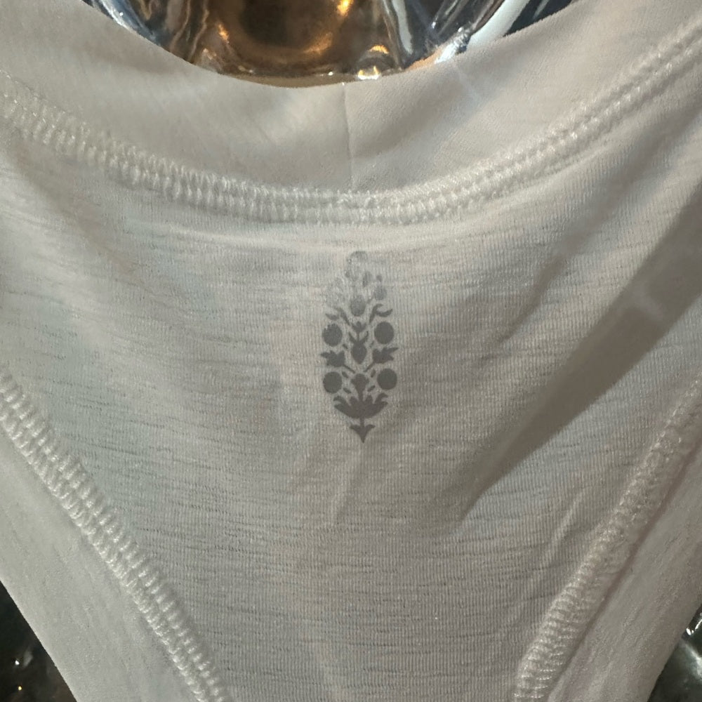 NWT SIZE L FP Movement White Sleeveless Boxy Tank