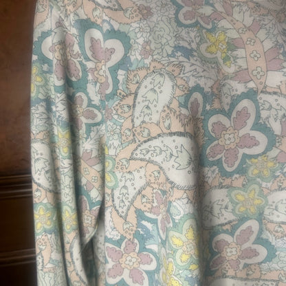 NWT SIZE XL/4 Sundry Pastel Floral Sweatshirt