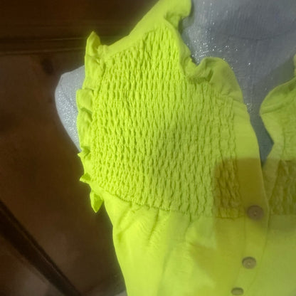 NWT SIZE M Vibrant Green Blouse with Smocked Mandarin Collar