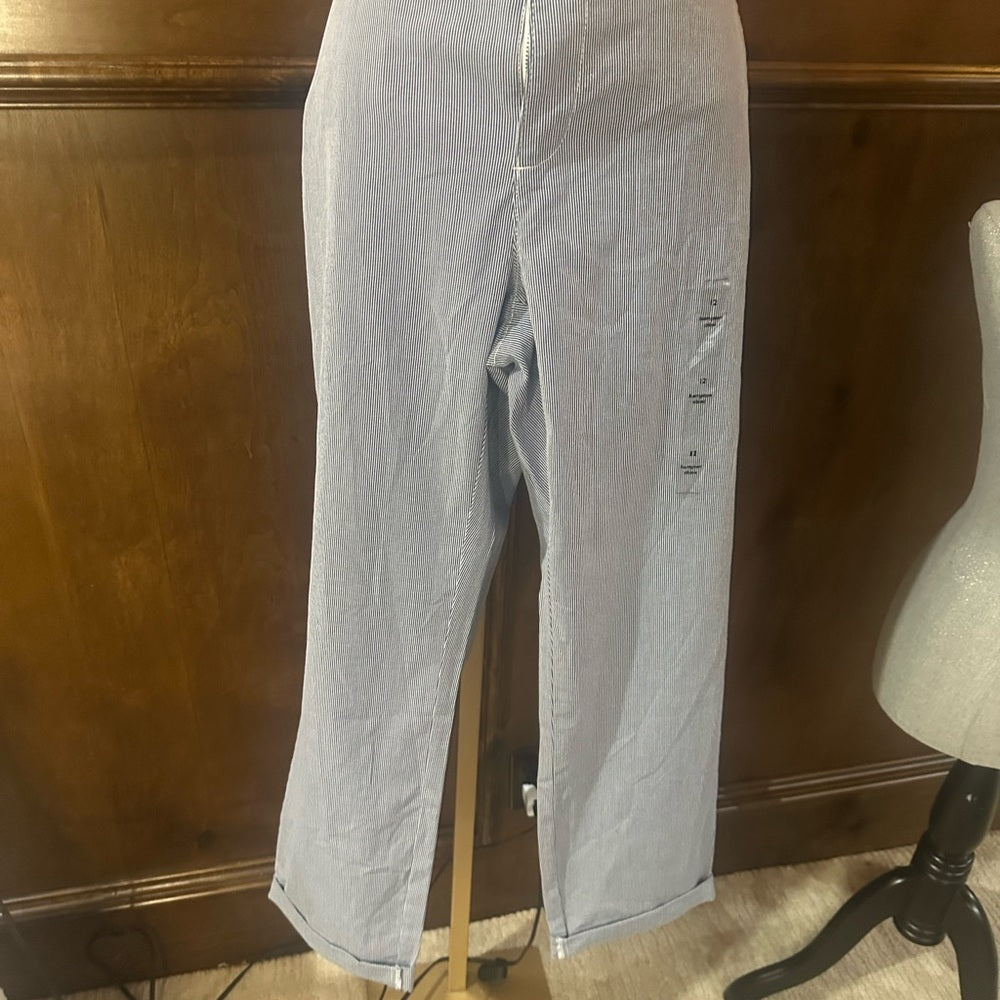 NWT SIZE 12 Tommy Hilfiger Gray Ankle-Length Pants Relaxed Fit