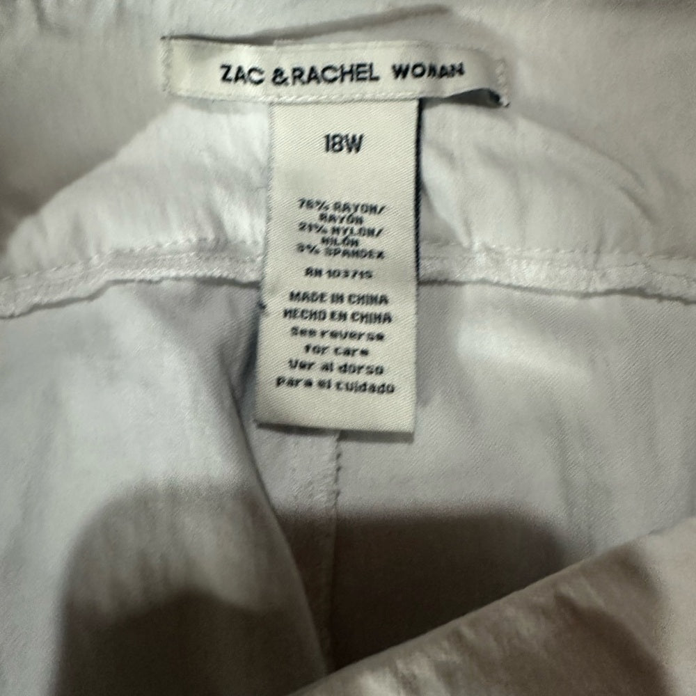 SIZE 18W Zac & Rachel White Mini Skort Resort Wear