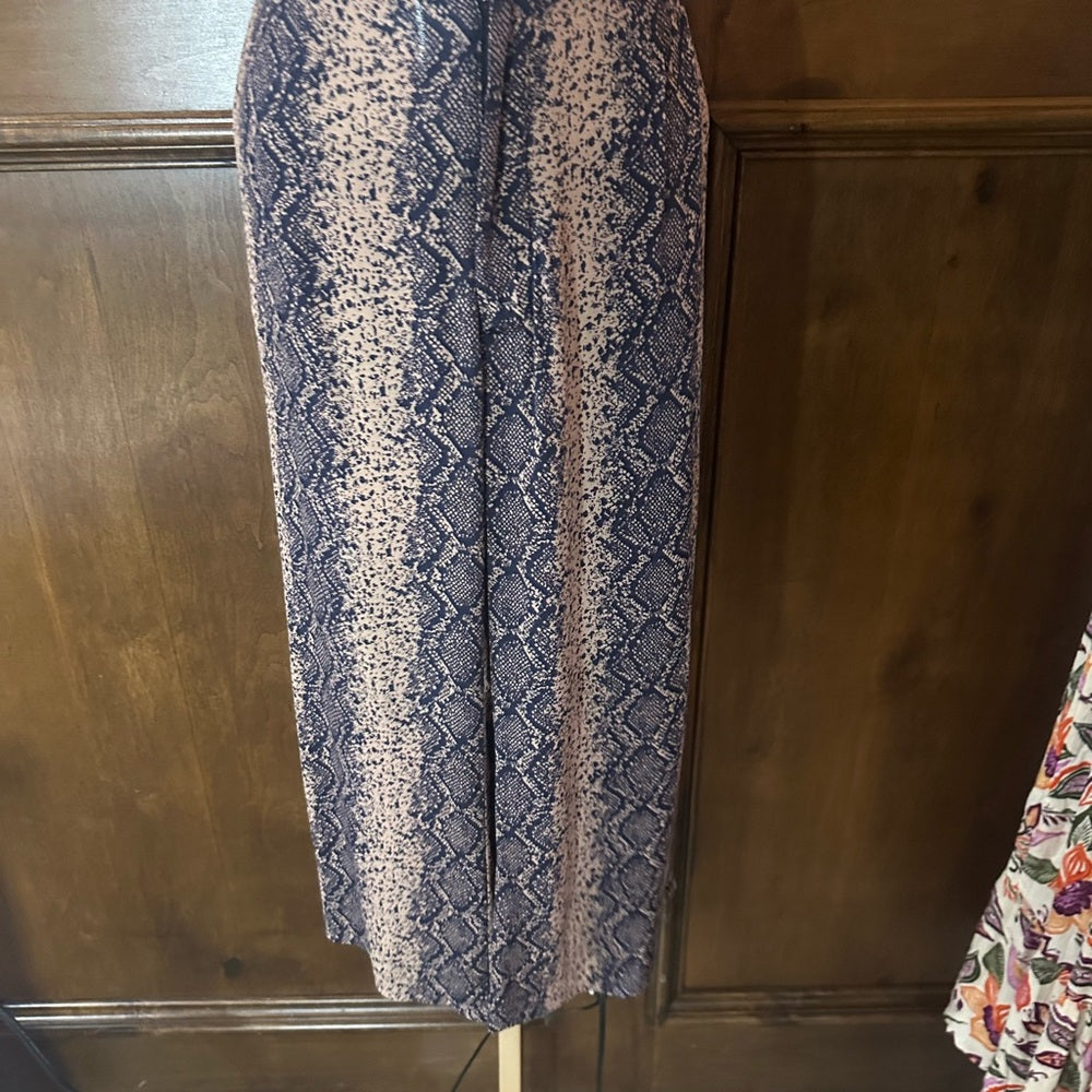 SIZE S Blue Life Tan and Blue Cropped Ankle Pants