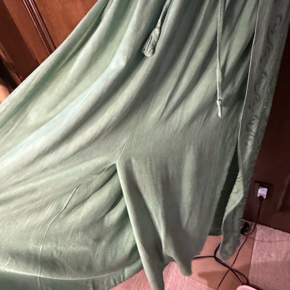 Green Wide-Leg Pants with High Waist and Silky Finish