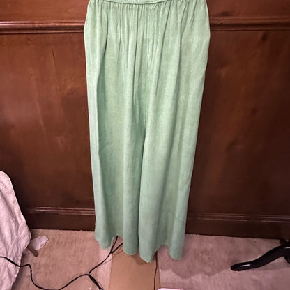 Green Wide-Leg Pants with High Waist and Silky Finish