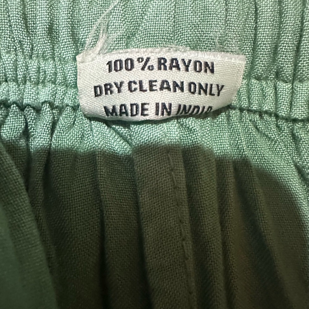 Green Wide-Leg Pants with High Waist and Silky Finish