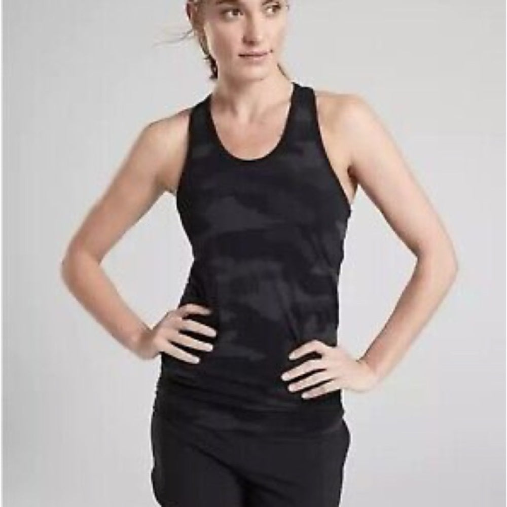 Athleta Black Sleeveless Fitted Tank Top