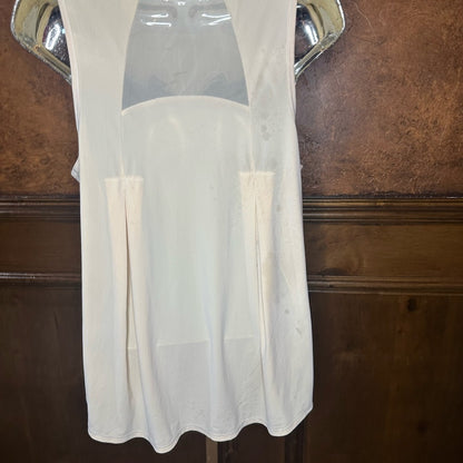SIZE S/M Lululemon Athletica White Asymmetrical Sleeveless Tank