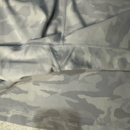 SIZE XS/S/4 Lululemon Athletica White Tank Top Racerback Design Athletic Wear