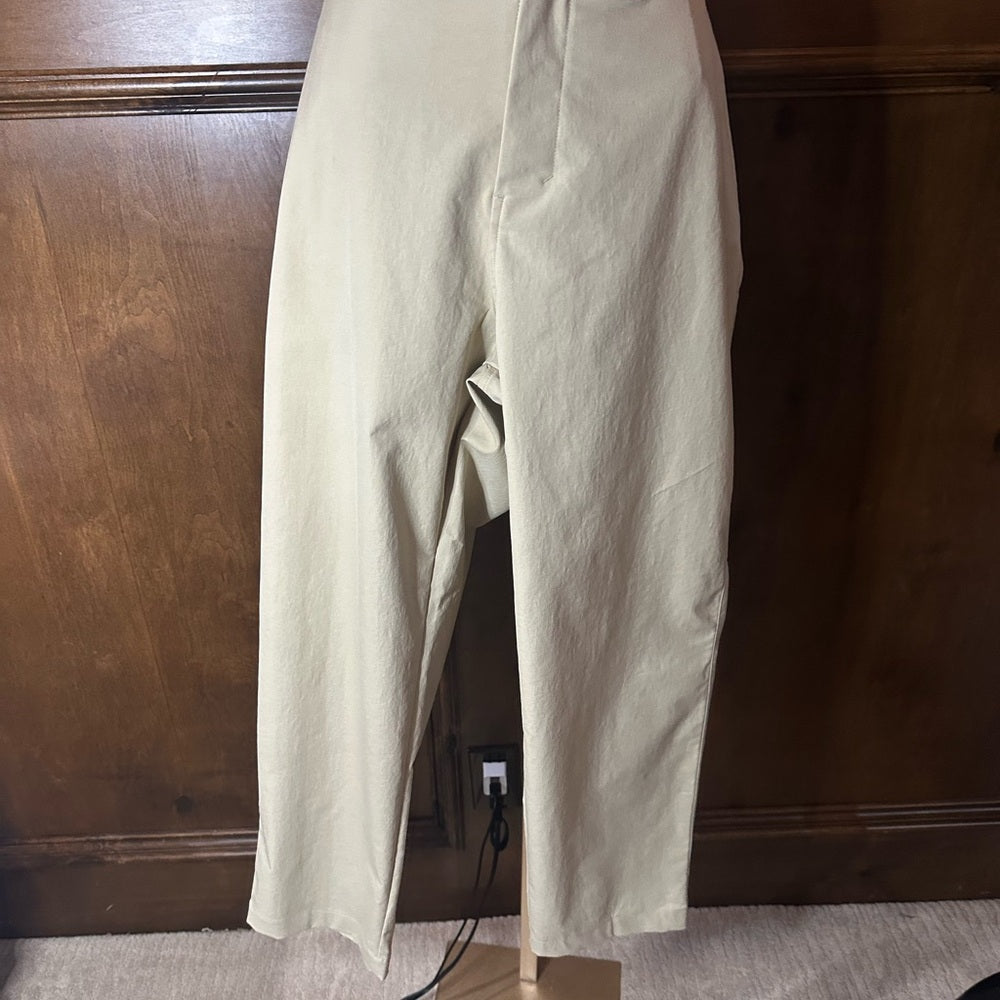 NWOT SIZE 34 Lululemon Athletica Cream Trousers Relaxed Fit