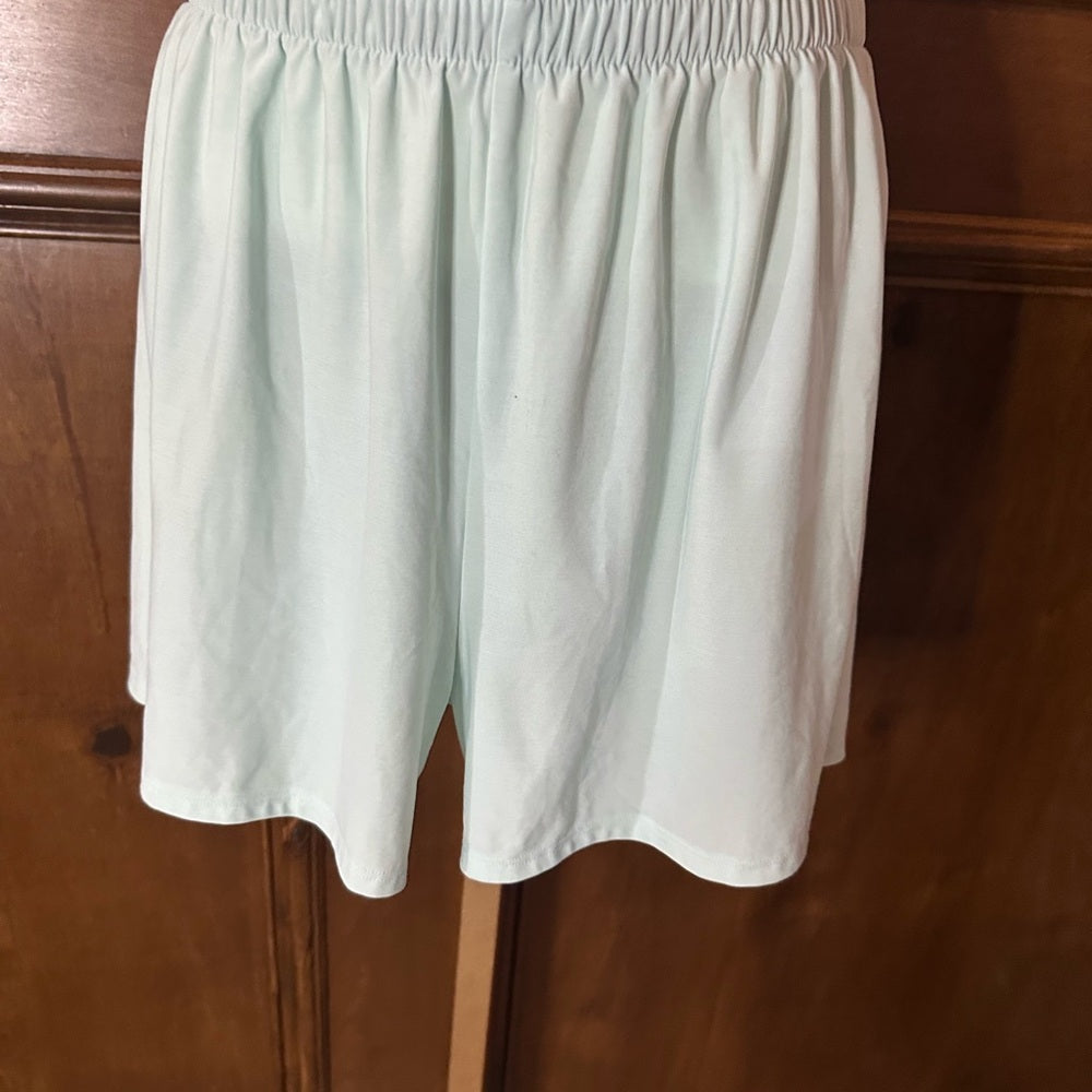 SIZE S/M Under Armour Gray Athletic Shorts Lightweight Breathable