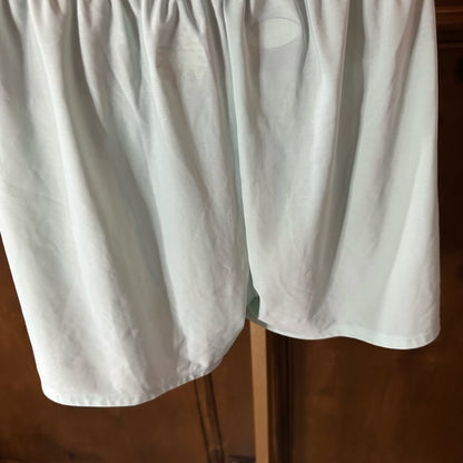 SIZE S/M Under Armour Gray Athletic Shorts Lightweight Breathable