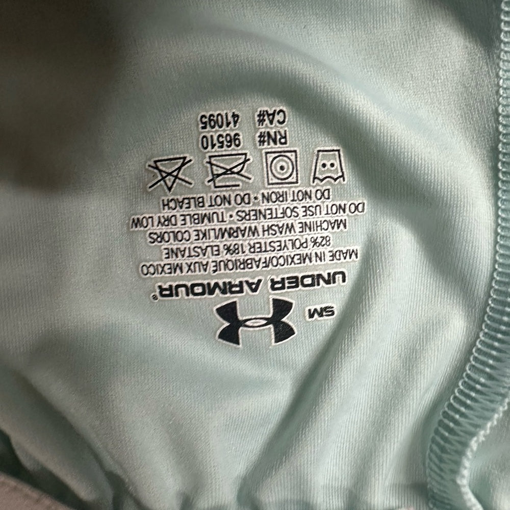 SIZE S/M Under Armour Gray Athletic Shorts Lightweight Breathable