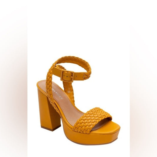 167. NEW SIZE 9.5 Yellow Block Heel Sandals with Braided Texture