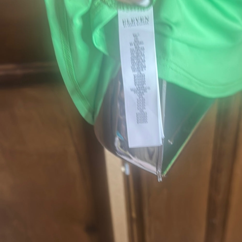 NWT SIZE S/XS EleVen by Venus Williams Green Crop Top