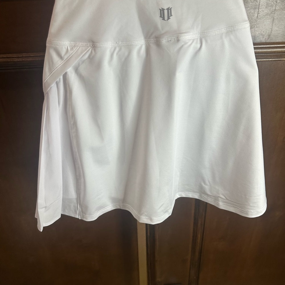 NWT SIZE XS/S/M EleVen by Venus Williams White Mini Skater Skorts