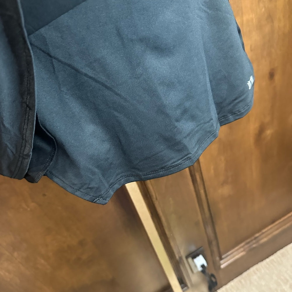 NWT SIZE S/M EleVen by Venus Williams Black Performance Skorts