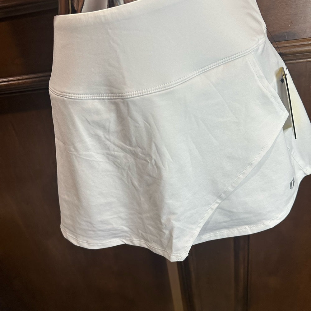 NWT SIZE M/XXL EleVen by Venus Williams White Skort