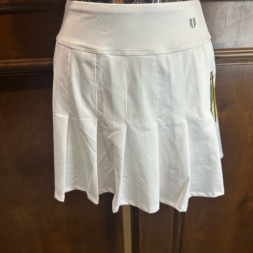 NWT SIZE S EleVen by Venus Williams White Pleated Skater Skorts