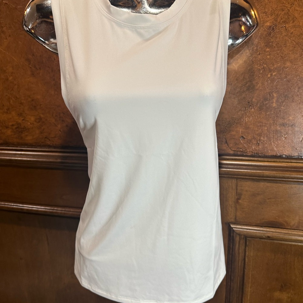 NWT SIZE M EleVen by Venus Williams White Sleeveless Fitted Tank