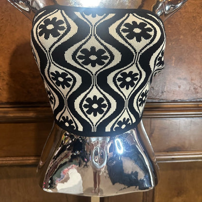 NWT SIZE M/L Finders Keepers Black and White Crop Top