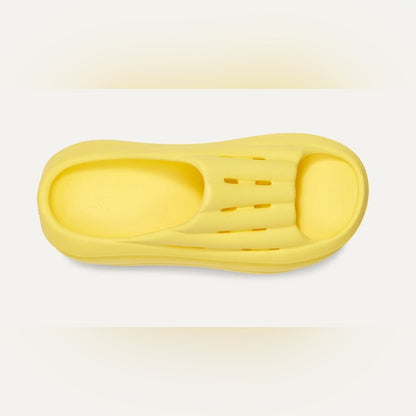 170. SIZE 10/11 UGG Yellow Men's Slip-On Loafers