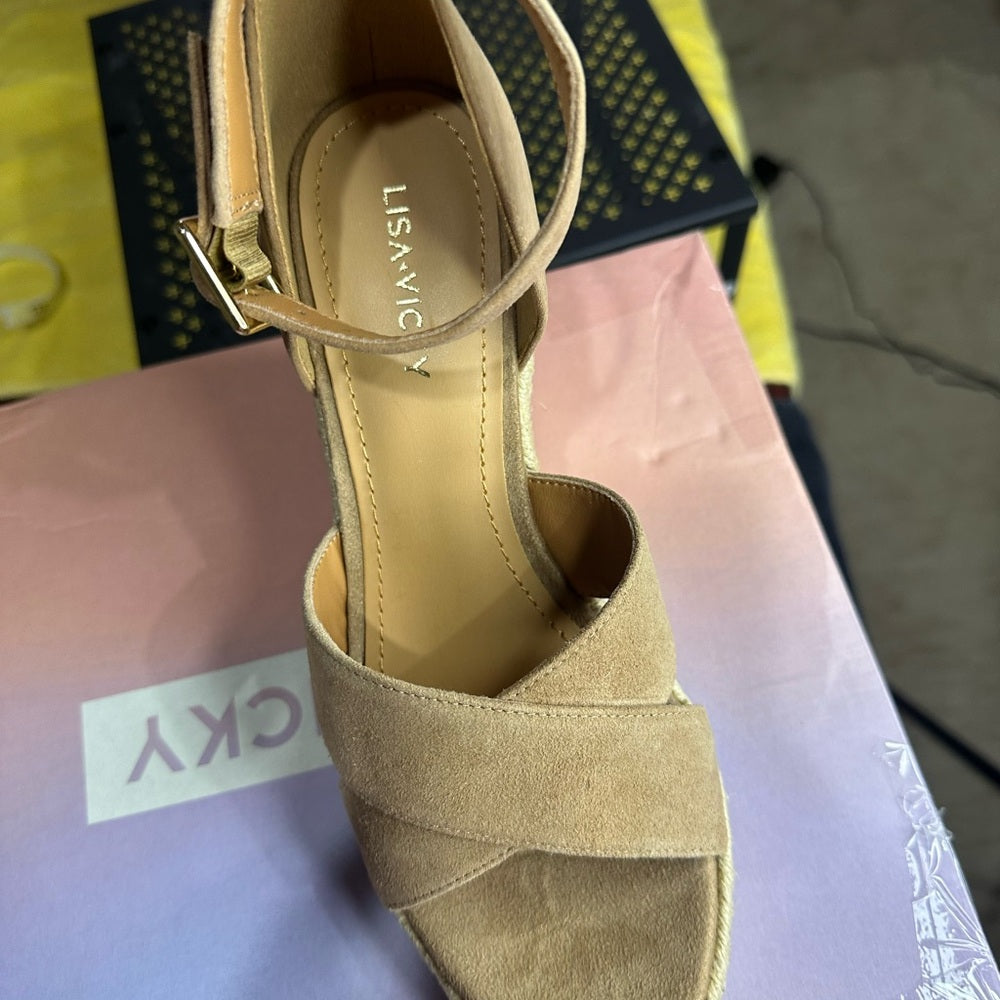 171.172.173.174.175.176.177..NEW Tan Espadrille Wedges with Crisscross Straps