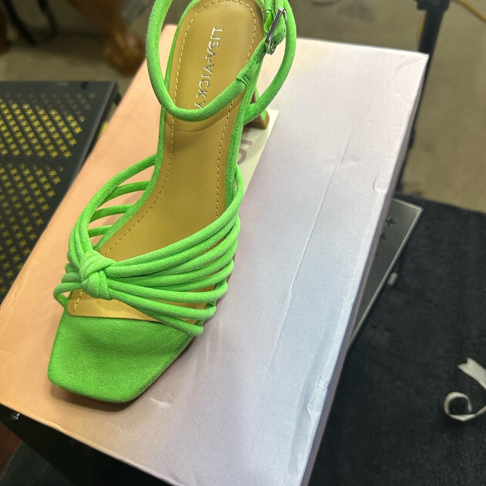 181. NEW SIZE 6.5 Vibrant Green Strappy Heels with Tapered Heel