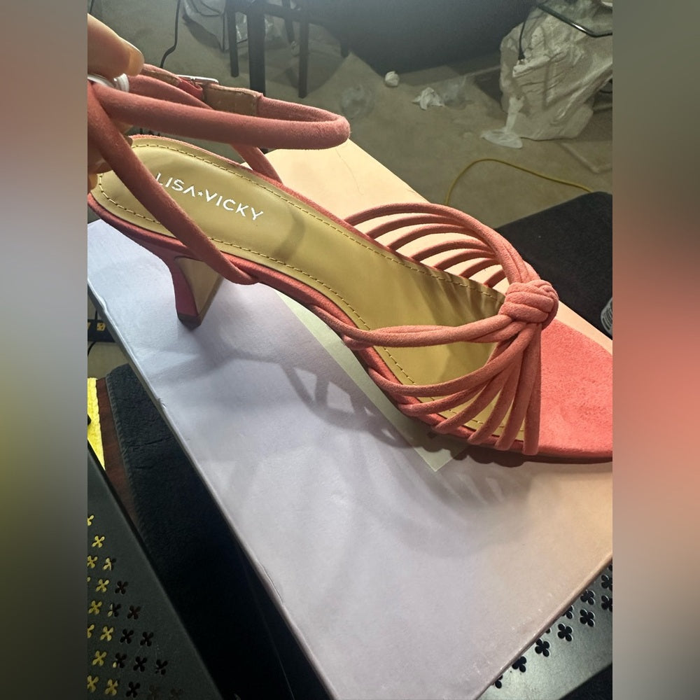 182.184. NEW SIZE 6.5 Chic Pink Strappy Heels for Summer Events