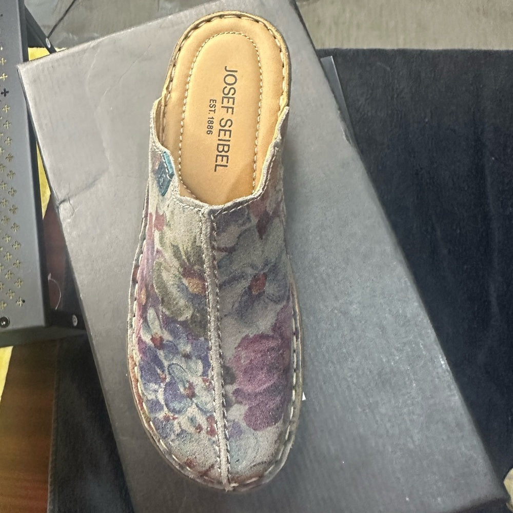 190. NEW SIZE 6/6.5 Josef Seibel Red and Blue Floral Mules Slip-On Comfort