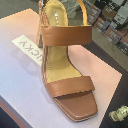 200.201.203. NEW SIZE 6.5/7.5 Oasis Tan Block Heels with Wide Straps