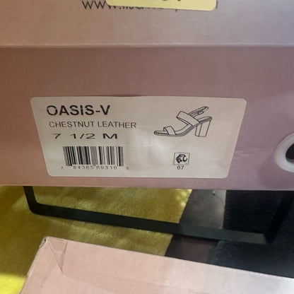 200.201.203. NEW SIZE 6.5/7.5 Oasis Tan Block Heels with Wide Straps