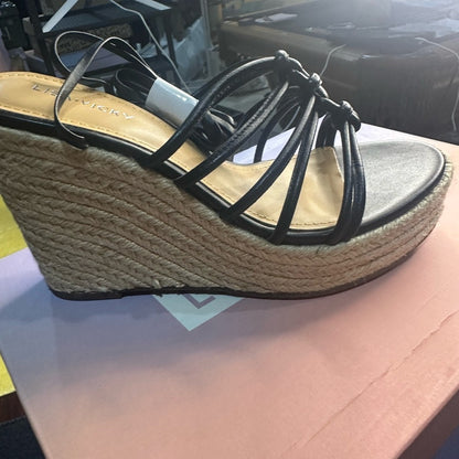 206. NEW SIZE 8 Black Ankle Strap Flat Sandals