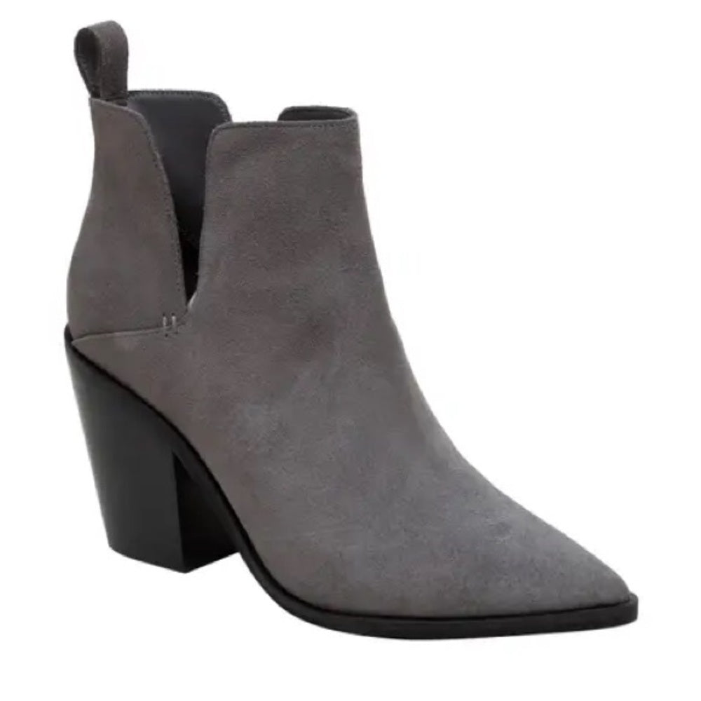 214. NEW SIZE 8 Rugged Gray Heeled Boots with Ankle-Height Design