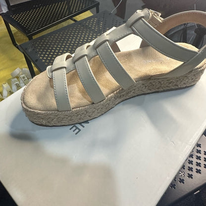 216. NEW SIZE 6 Sun + Stone Cream Espadrille Flat Sandals