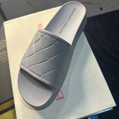 218. NEW SIZE 9 J/SLIDES Gray Quilted Slippers