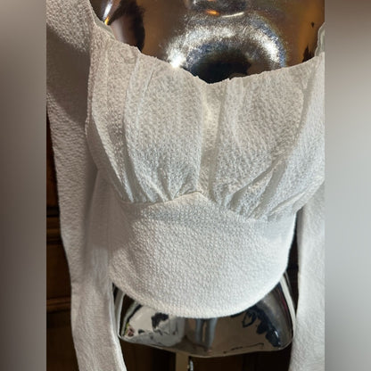 Astr White Ruched Puff Sleeve Crop Blouse