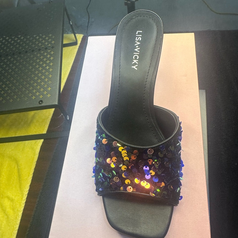 237. NEW SIZE 7.5 Black and Multi Payette Seq Heels w/ Playful Butterfly Design
