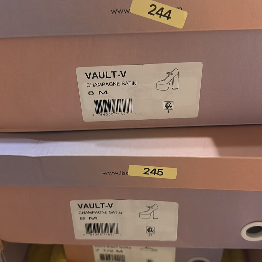 59.240-245. New. Size various Cream Platform Heels with Thick Chunky Sole