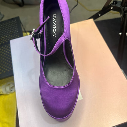 246. NEW SIZE 7 Purple Platform Shoes with Chunky Sole and Ankle Strap