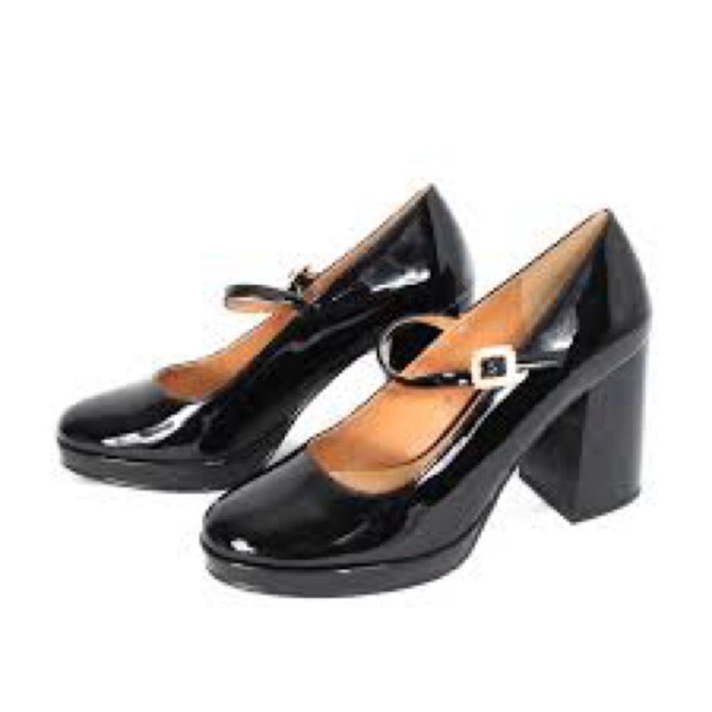 247.248. NEW SIZE 8 Glossy Black Chunky Heel Mary Jane