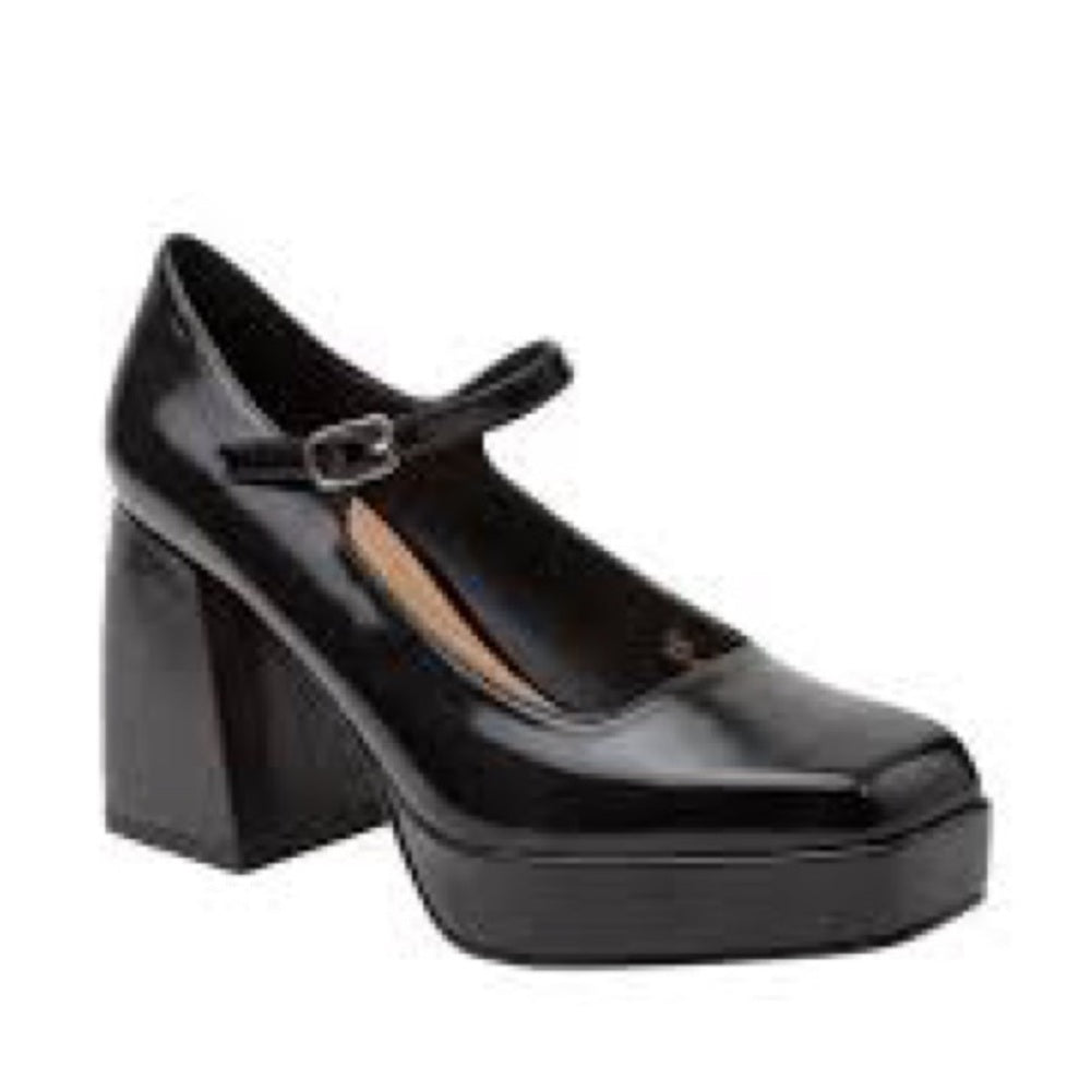 247.248. NEW SIZE 8 Glossy Black Chunky Heel Mary Jane