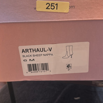 157.158.159.160.58.251.252.257. NEW  Black Heeled Boots, Stiletto Heel