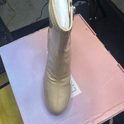 258. NEW SIZE 6.5 Cream Chunky Heeled Boots with Glossy Finish