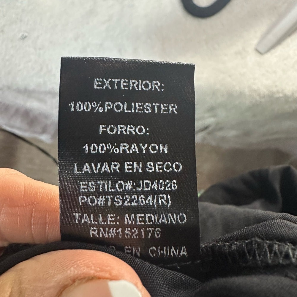 NWT SIZE M Green and White Tiered Ruffled Maxi Dress